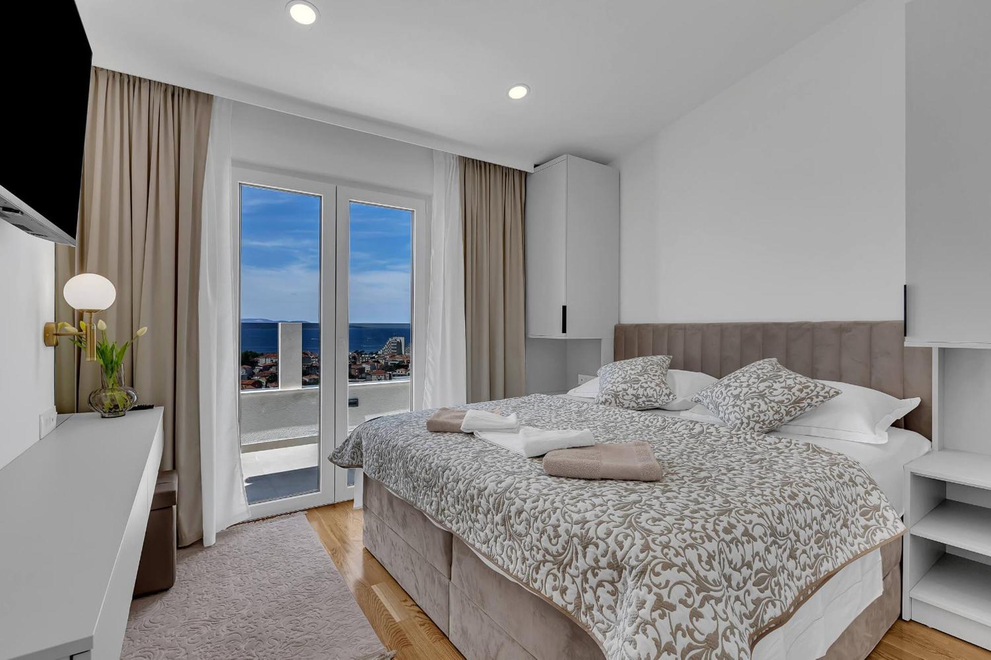 Luka's View Apartment Makarska
