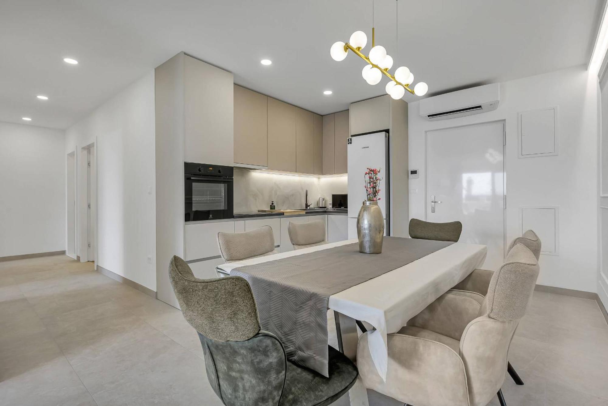 Luka's View Apartment